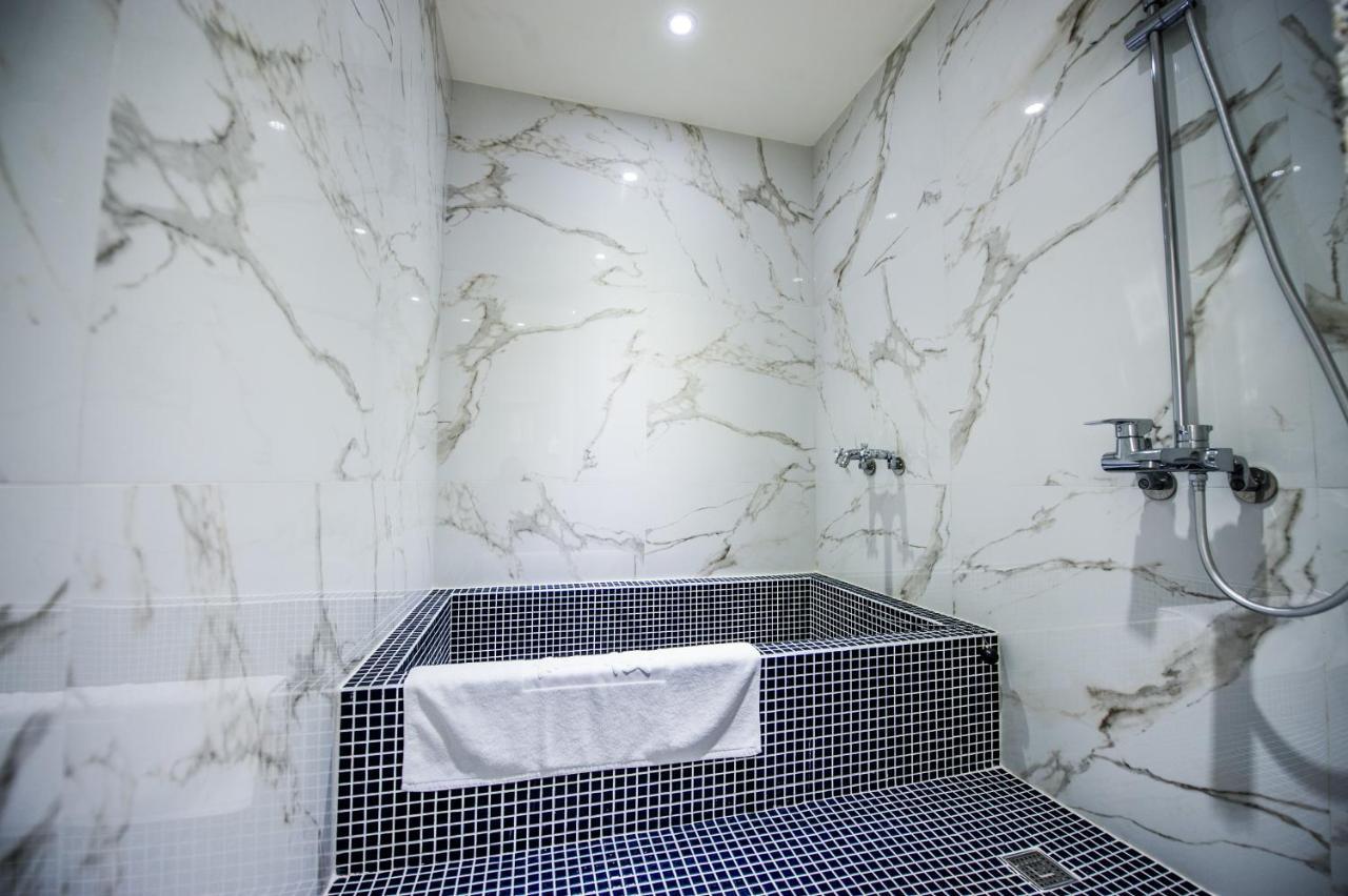 יואנלין Red Hotel מראה חיצוני תמונה