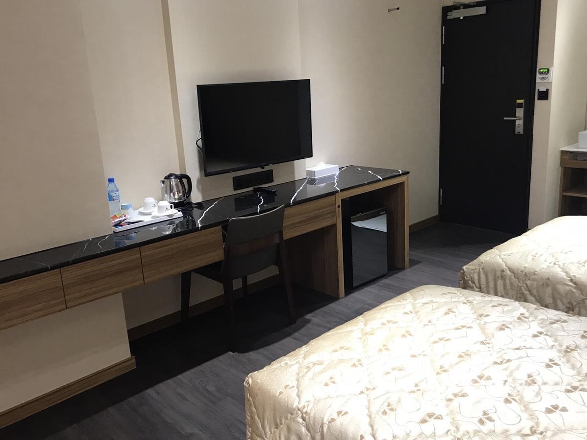 יואנלין Red Hotel מראה חיצוני תמונה