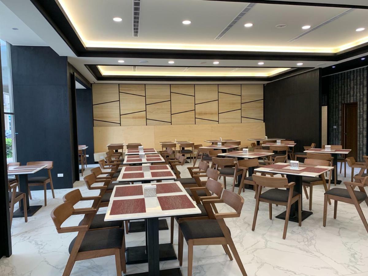 יואנלין Red Hotel מראה חיצוני תמונה