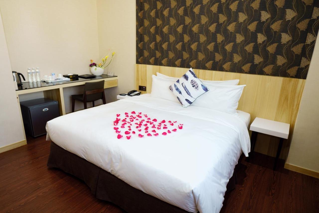 יואנלין Red Hotel מראה חיצוני תמונה